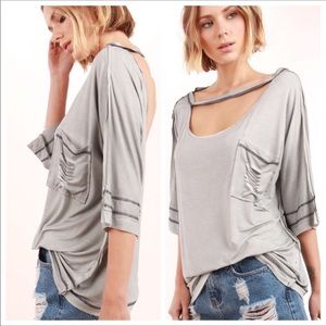 🦋NWT Butter Distressed Contrast Stitching Tee🦋